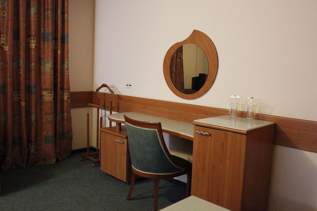 Hotel Cingo Ohrid Bilik gambar